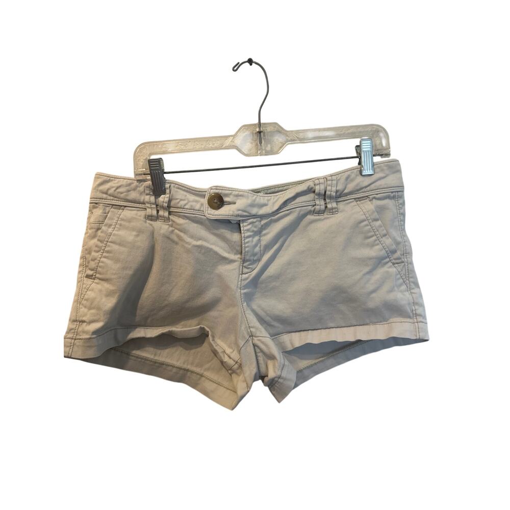 ⭐️ Women’s American Eagle Light Beige Chino Shortie Shorts Size 10 Casual